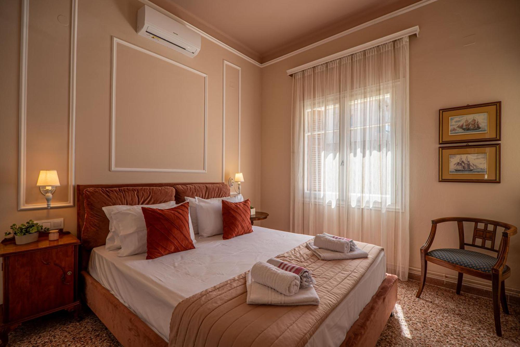 Anmi Hospitality Chrissi Akti Chania Exterior foto